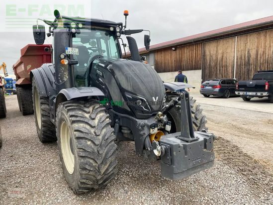 Tractor agrícola - Valtra - t215d