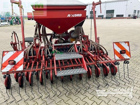 Sembradora - Kverneland - accord da-s drillkombination