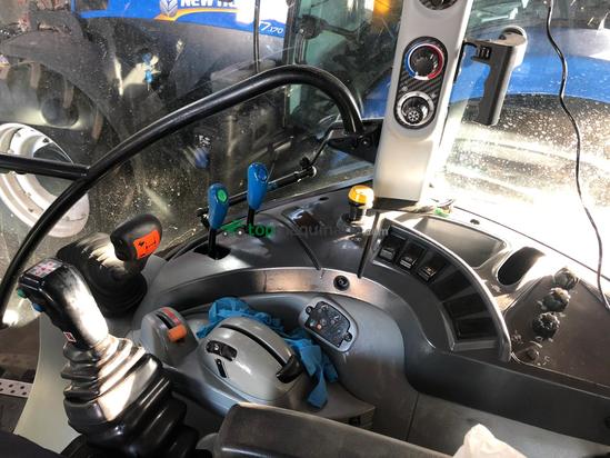 Tractor agrícola - New Holland - T5.95 DT con pala 