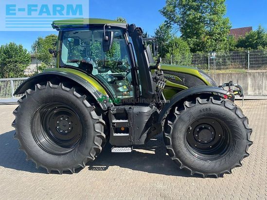 Tractor agrícola - Valtra - n 155 a mit fl. anbauteil und rüfa
