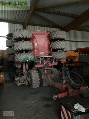 Sembradora - Kverneland - u-drill 6000