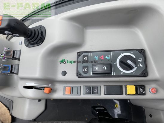 Tractor agrícola - Claas - nexos 240 l comfort