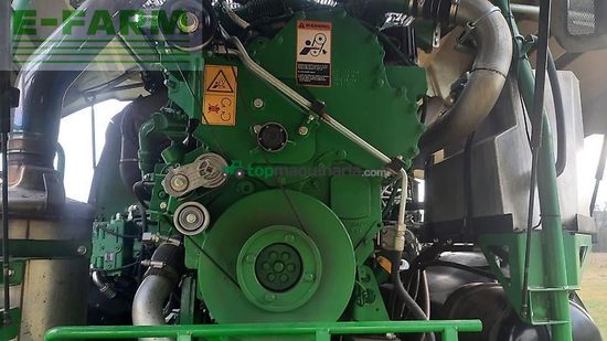 Cosechadora de Cereal - John Deere - 8400