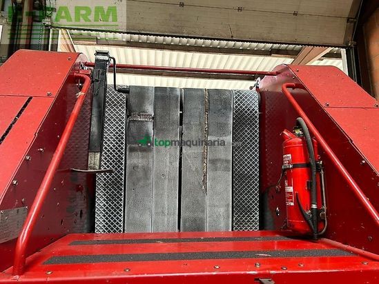 Empacadora gigant - New Holland - br 750