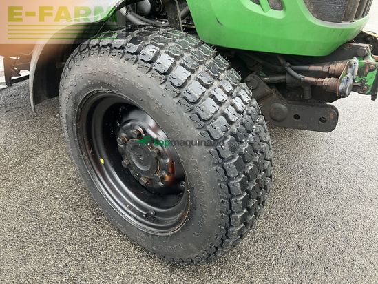 Tractor agrícola - John Deere - 3320