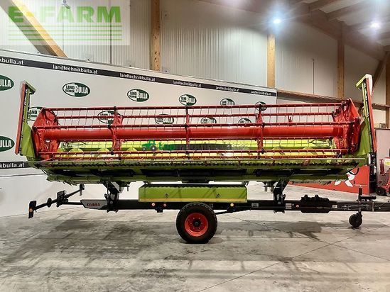 Cabezal - Claas - v 620 mit wagen