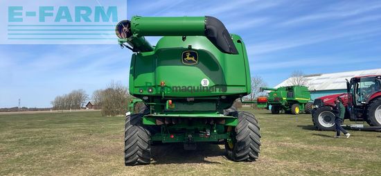 Cosechadora de Cereal - John Deere - S690