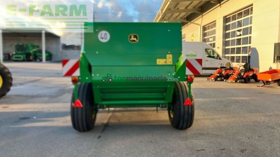 Empacadora gigant - John Deere - f441r hc 25