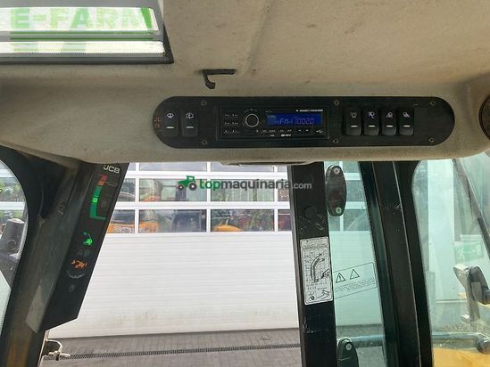 Minicargadora - JCB - tm220