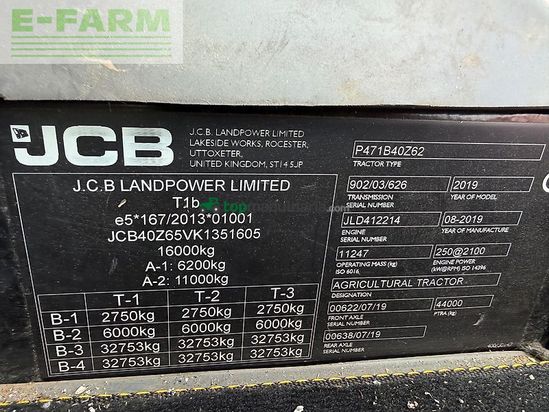 Tractor agrícola - JCB - fastrac 8330