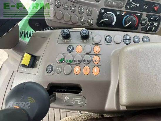 Cosechadora de Cereal - John Deere - 8400