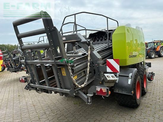 Empacadora gigant - Claas - quadrant 5200 fc tandem