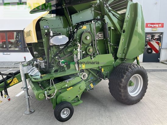 Empacadora gigant - Krone - comprima f155 xc