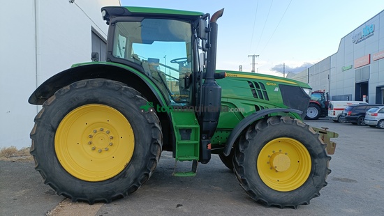 Tractor agrícola - John Deere - 6215R