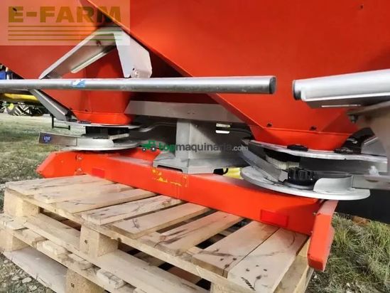 Esparcidor - Kuhn - axis 40.1