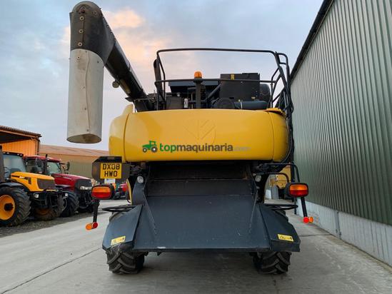 Cosechadora de Cereal - New Holland - CR9060