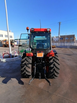Tractor agrícola - Kubota - ME 8200 NARROW