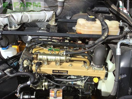 Minicargadora - JCB - tm220