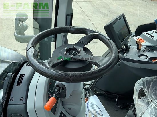 Tractor agrícola - Valtra - n134 active tractor (st26110)