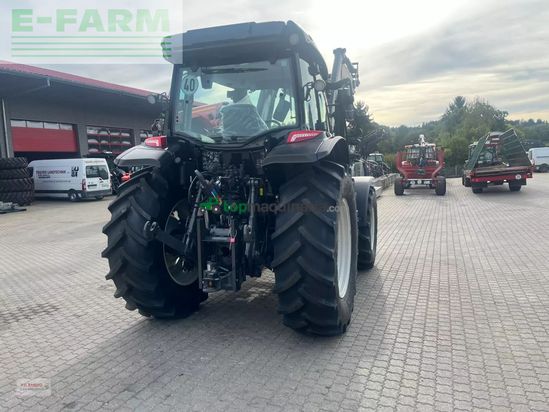 Tractor agrícola - Valtra - a 105 m. fl