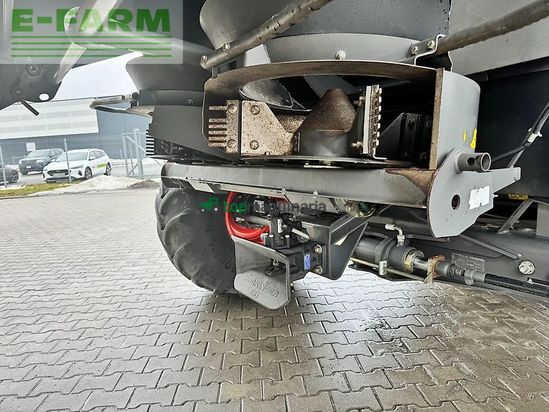 Cosechadora de Cereal - Claas - lexion 670 tt + v770