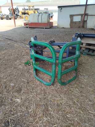 Pinza recoge bolos