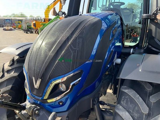 Tractor agrícola - Valtra - t175 versu tractor (st26261)