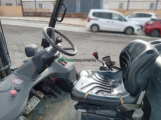 Carretillas industrial MANITOU MC18.4 D