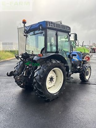 Tractor agrícola - New Holland - t4.90f F