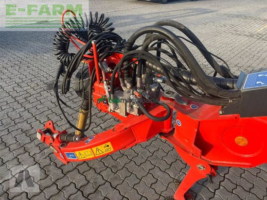 Rastrillo - Kuhn - merge maxx 950 bandschwader