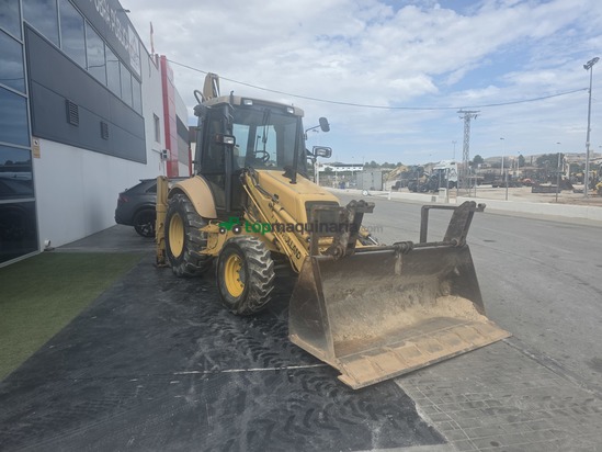 Retroexcavadora - New Holland NH 95