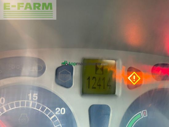 Tractor agrícola - New Holland - t6.150 tractor (st26009)