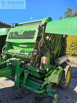 Empacadora gigant - John Deere - 990