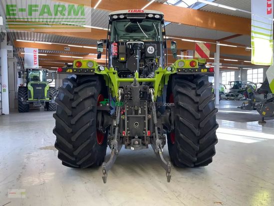 Tractor agrícola - Claas - xerion 4000 trac vc preisreduziert TRAC VC
