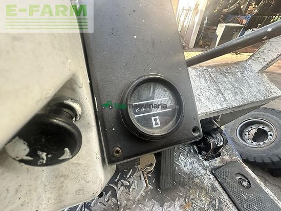 Elevadora - Nissan - egh02f30u dieselstapler mit triplexmast