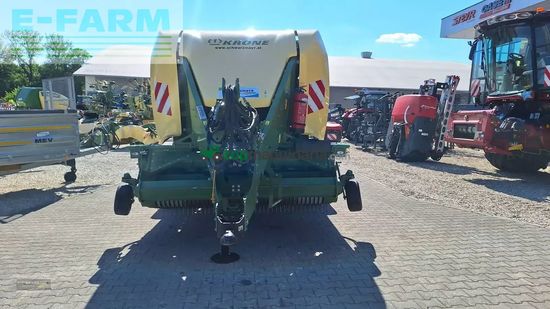 Empacadora gigant - Krone - bigpack 1270 xc