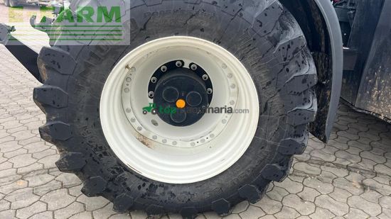 Tractor agrícola - New Holland - t 8.435 uc smarttrax UC