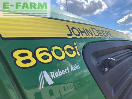 Cosechadora de Cereal - John Deere - 8600