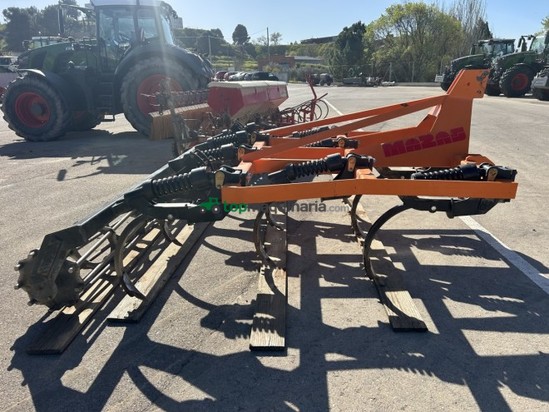 CHISEL SEMICHISEL HERRERO 3 HILERAS 2.95 MTS CON RODILLO CRG