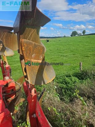 Arado - Kuhn - varimaster 152