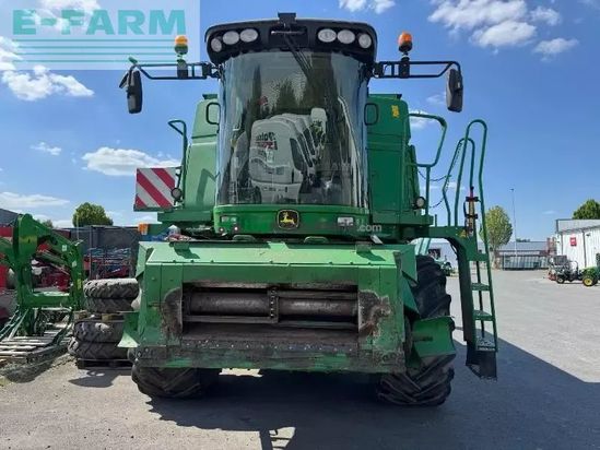 Cosechadora de Cereal - John Deere - t560
