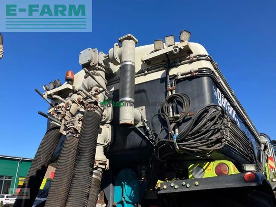 Tractor agrícola - Claas - xerion 4000 saddle trac gülletechnik