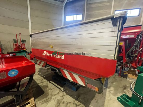 Abonadora Kverneland tl Geospread de 4000l 