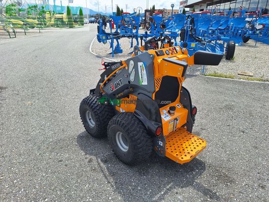 Minicargadora - Giant - gs900 skid