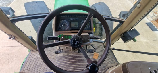Tractor agrícola - John Deere - 6910