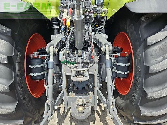 Tractor agrícola - Claas - axion 810 cmatic