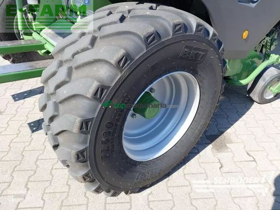 Empacadora gigant - Krone - v 190 xc