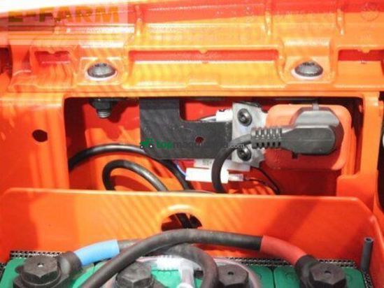 Elevadora - Linde - l 20 i 1173