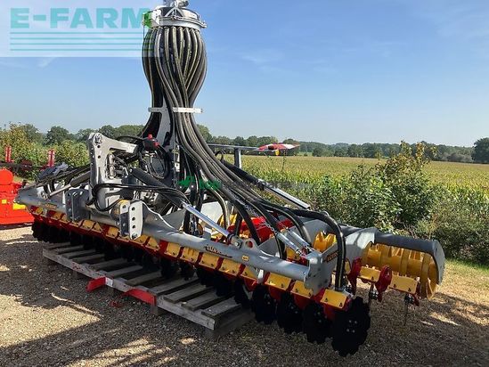 Grada de disco - Väderstad - carrier x 525