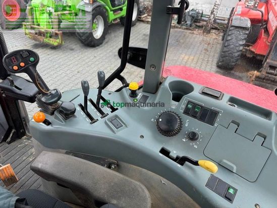 Tractor agrícola - McCormick - mc100